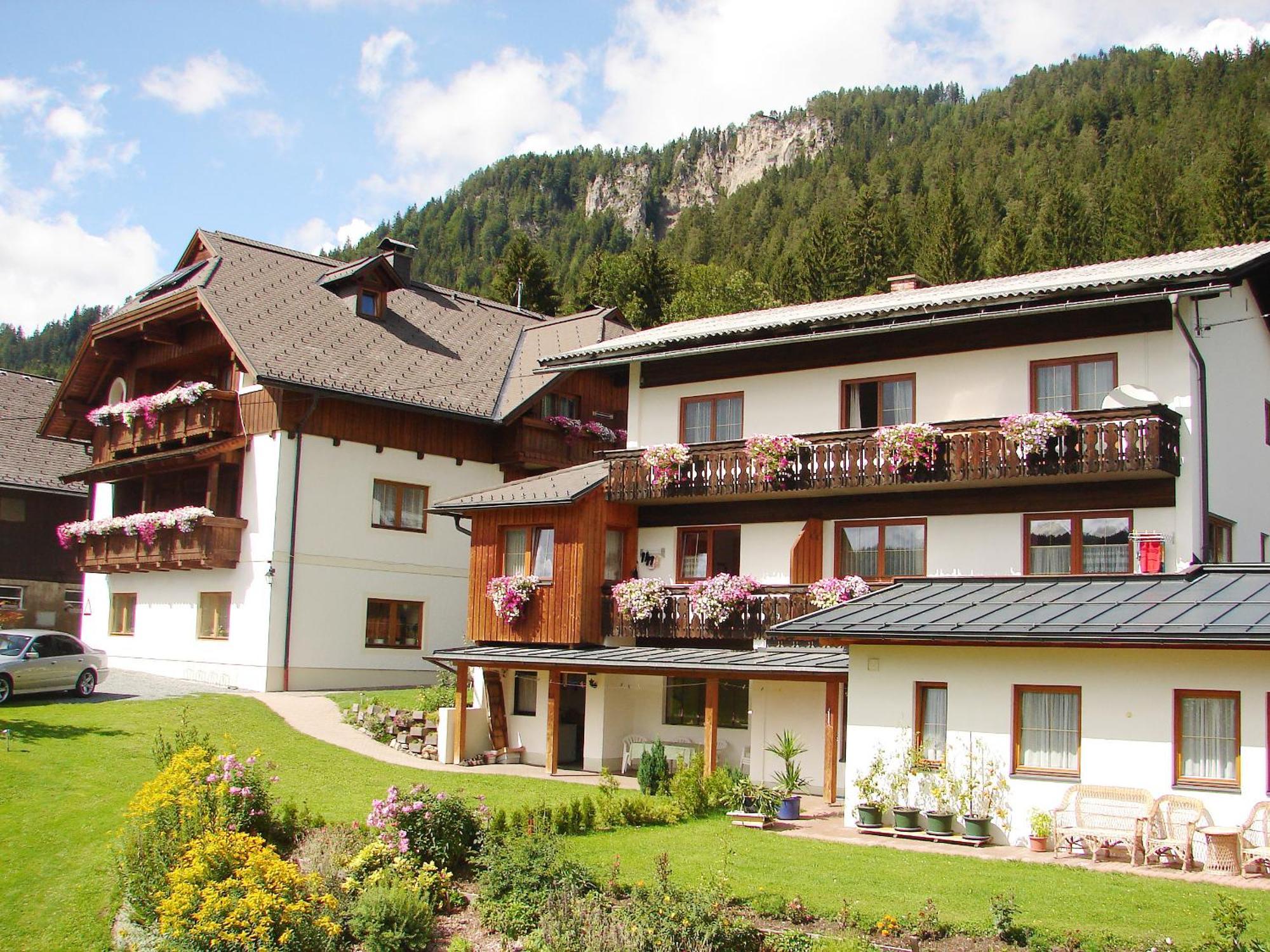 Ferienwohnungen Plattner Weissensee Exterior photo