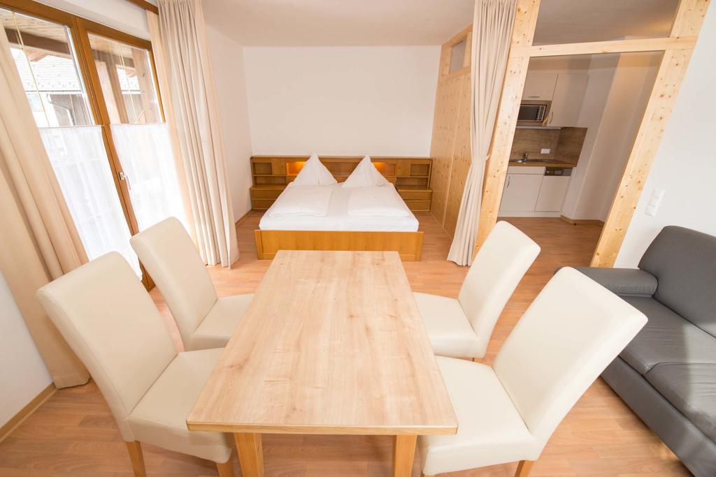 Ferienwohnungen Plattner Weissensee Room photo