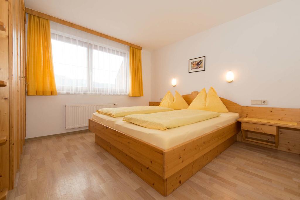 Ferienwohnungen Plattner Weissensee Room photo