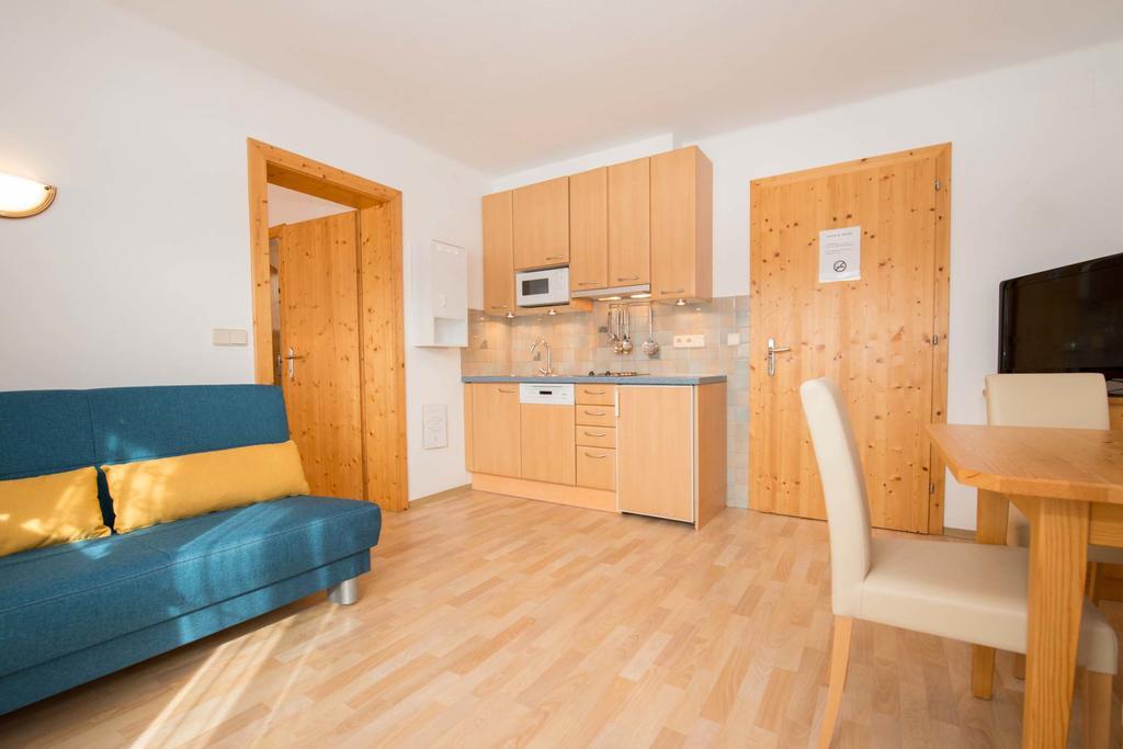 Ferienwohnungen Plattner Weissensee Room photo